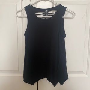 Black workout tank